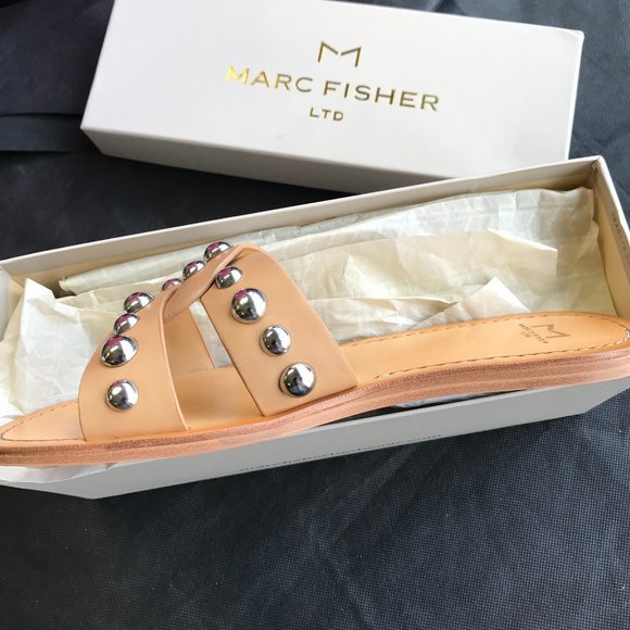 MARC FISHER Pagie Medium Natural Leather Sandal - Picture 3 of 3